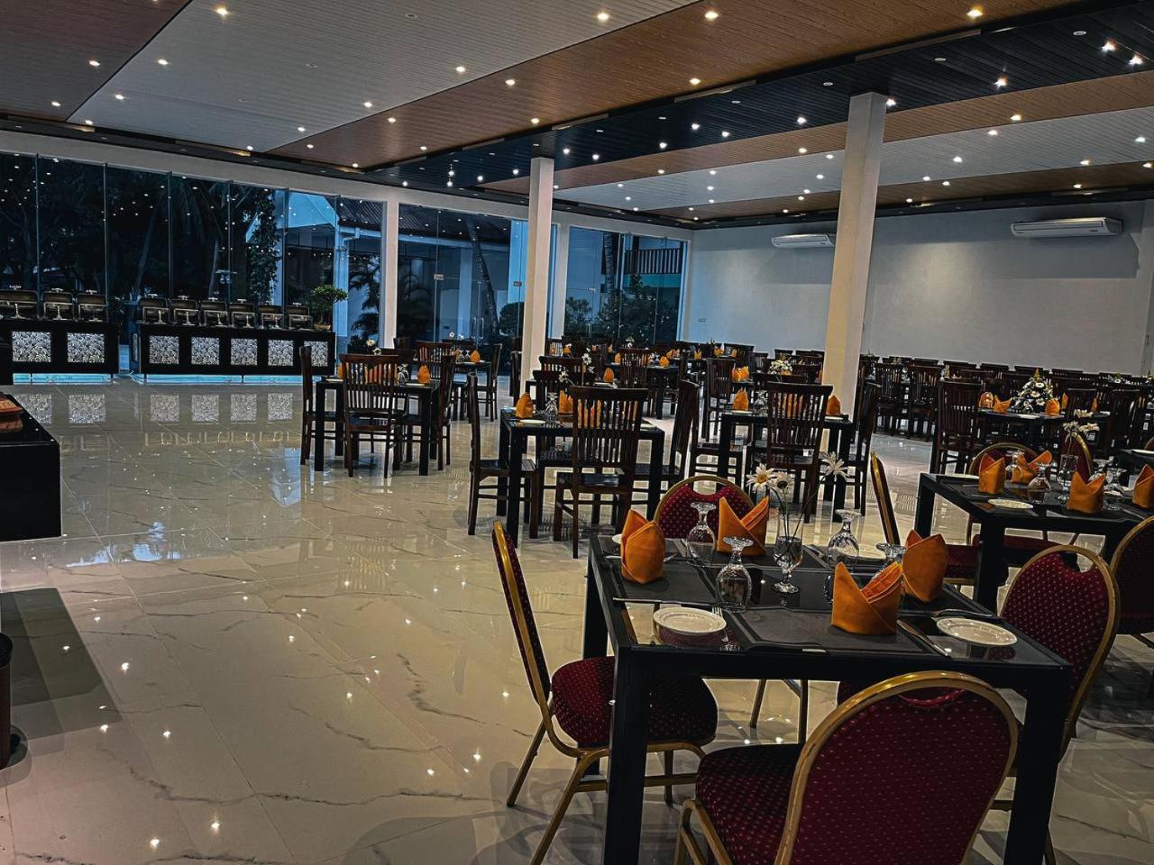 Acme Grand Hotel Habarana Exterior foto