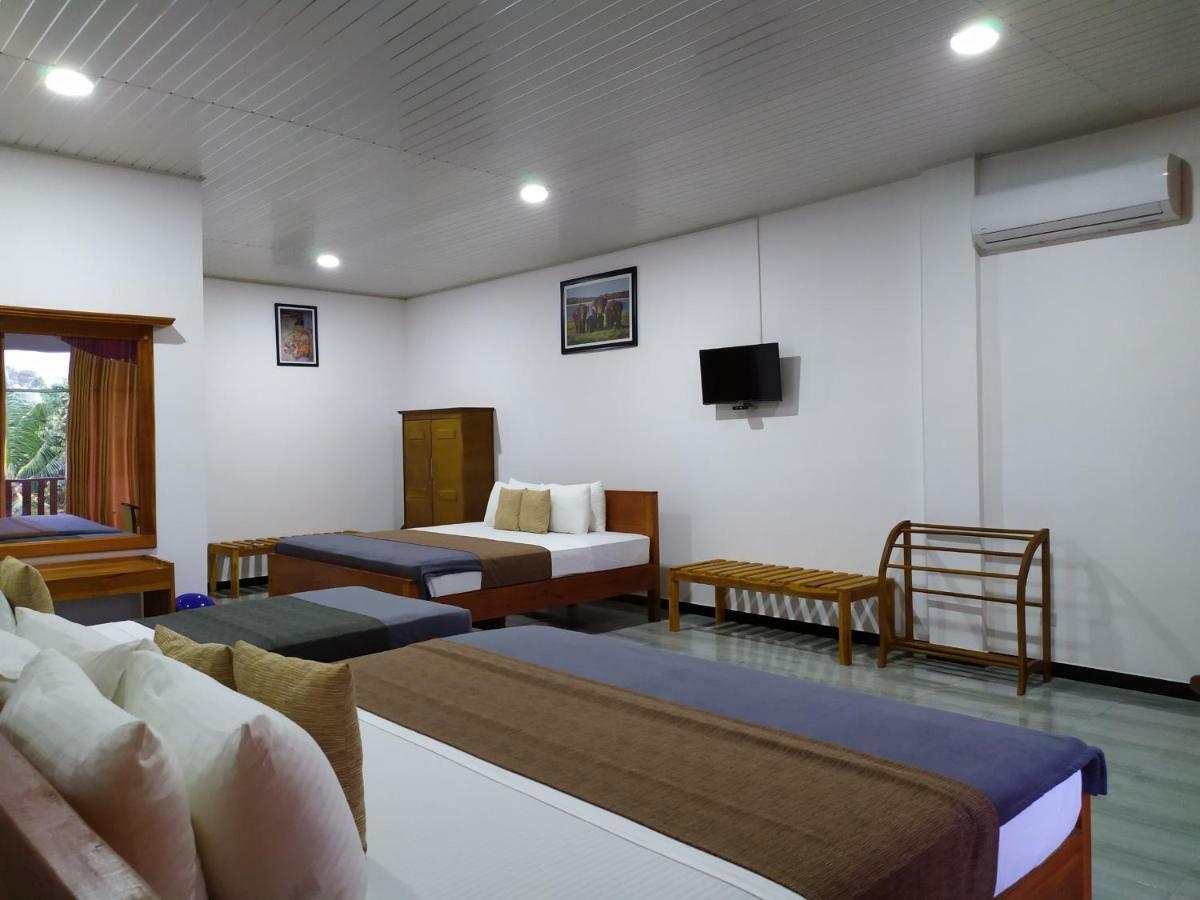 Acme Grand Hotel Habarana Exterior foto